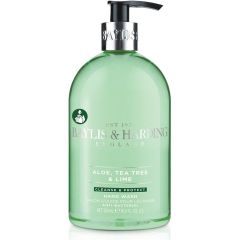 Baylis & Harding Aloe, Tea Tree & Lime är en antibakteriell handtvål som passar perfekt för hela familjens handhygienrutin. Tvålen har en lugnande och fräsch doft av aloe vera och lime samt är både återfuktande och antibakteriell. Mängd: 500 ml.